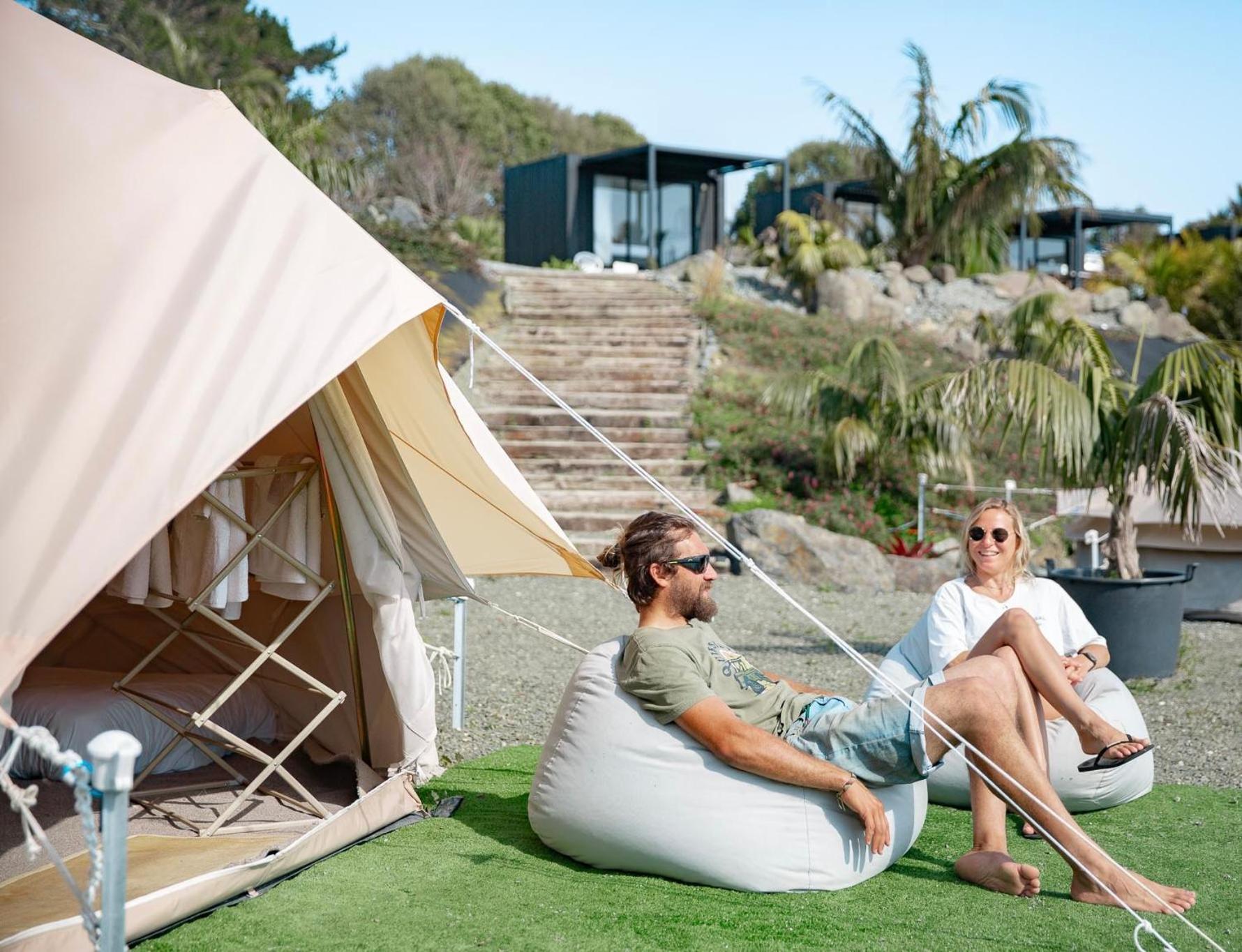 Aotearoa Surf Eco Pods Hotel Te Arai Buitenkant foto
