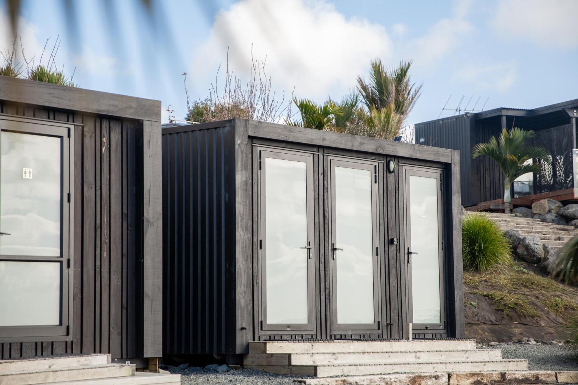 Aotearoa Surf Eco Pods Hotel Te Arai Buitenkant foto