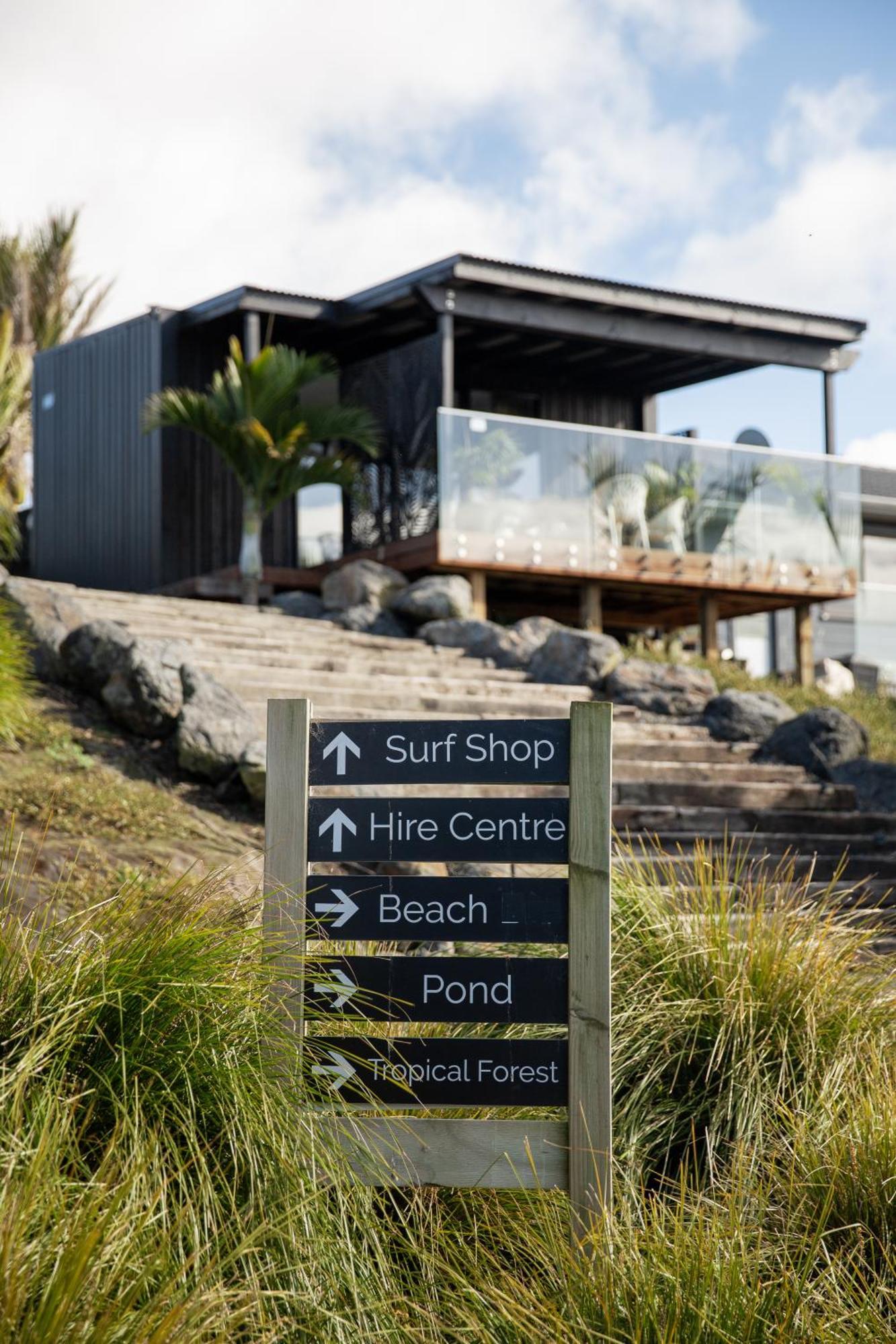 Aotearoa Surf Eco Pods Hotel Te Arai Buitenkant foto