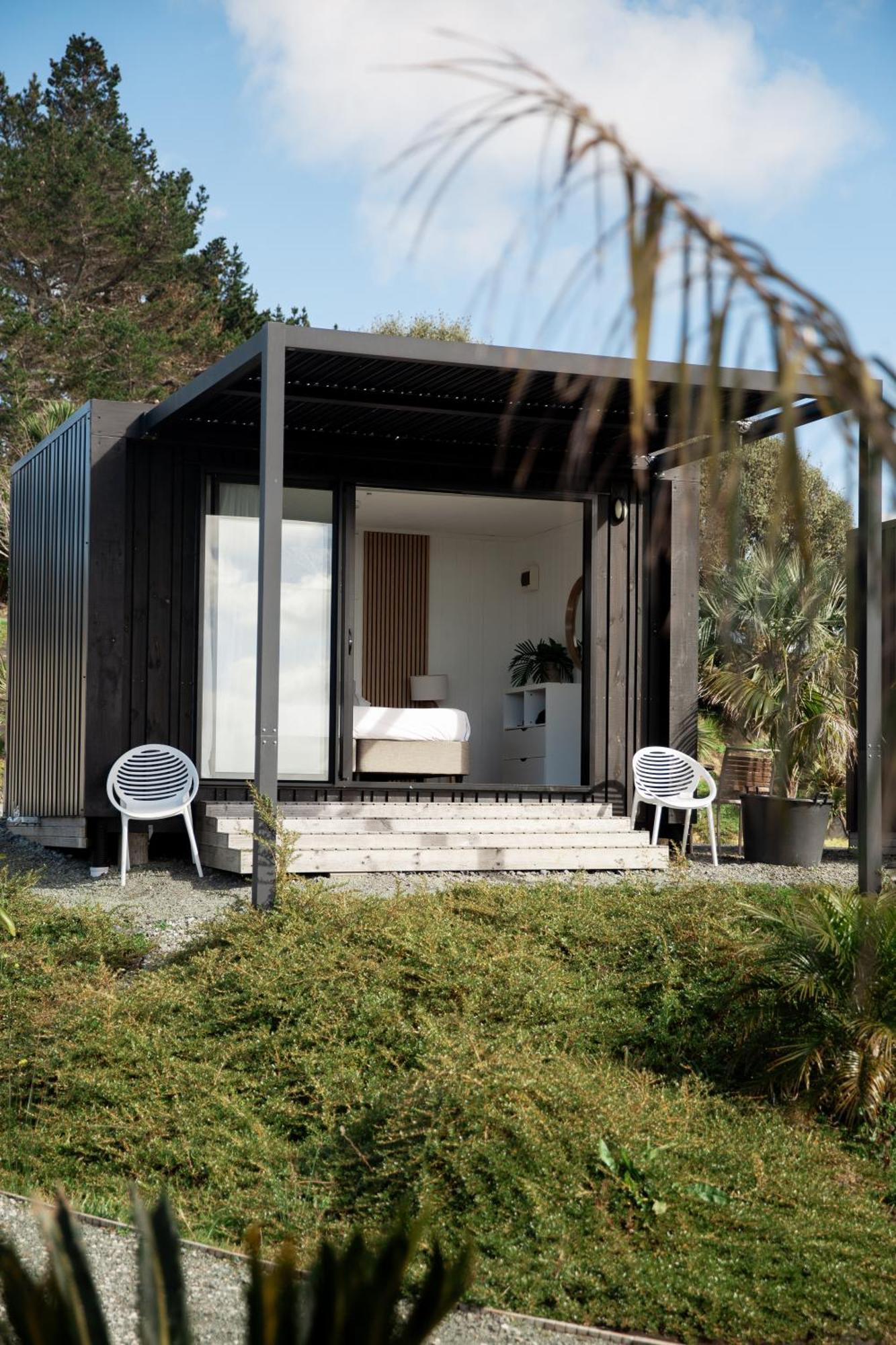 Aotearoa Surf Eco Pods Hotel Te Arai Buitenkant foto